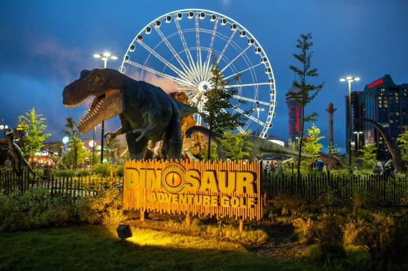 When dinosaurs roamed the earth, miniature golfers roamed too