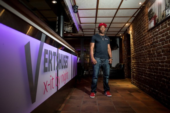 The bartender. André Kabaya